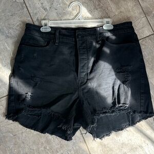 Good American Bombshell Distressed Black Denim Shorts Sz15